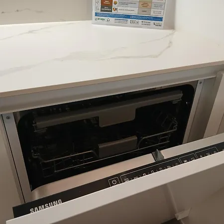 アパート Marea インペリア